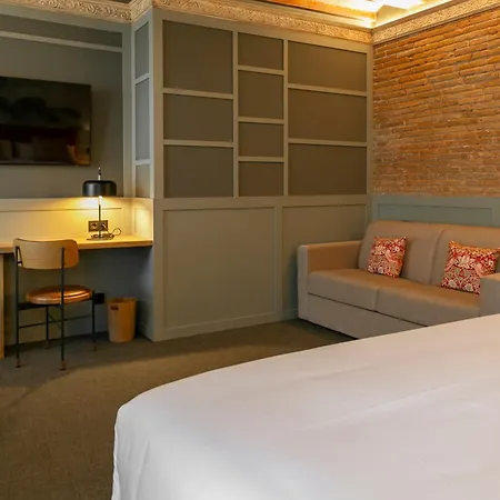 Hotel La Pau 4 Sup