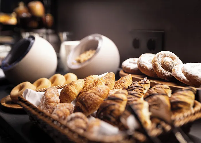 La Pau 4 Sup Hotel 4*